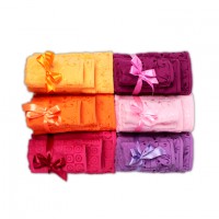 Набор махровых полотенец брусничного цвета